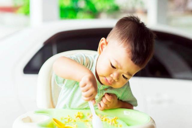 孩子腿部的这个特征，是“大长腿”标志，藏着后发制人的身高潜力