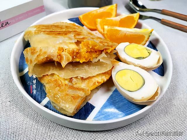 红薯手抓饼，煎一煎，香甜不腻，管饱又解馋