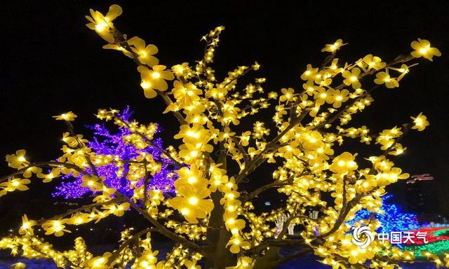 #中国天气网#内蒙古鄂尔多斯灯光夜景美轮美奂