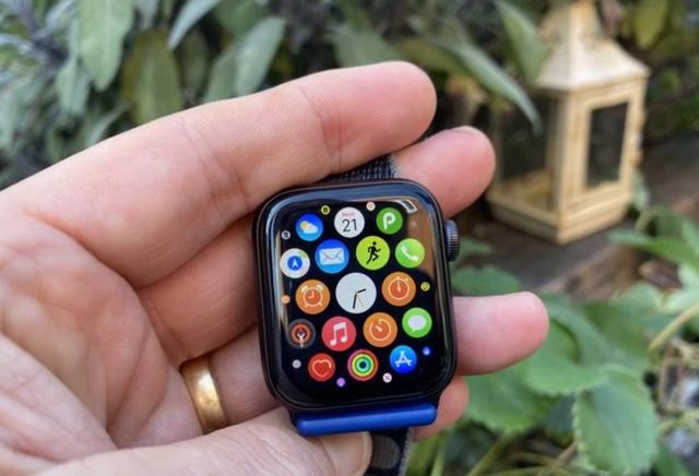 围观！Apple Watch 6评测：仍然是王者，您喜欢吗？