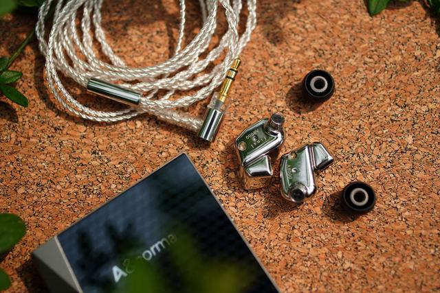 ??一条很“铍”的耳机 聊聊FINAL AUDIO A8000的使用感受