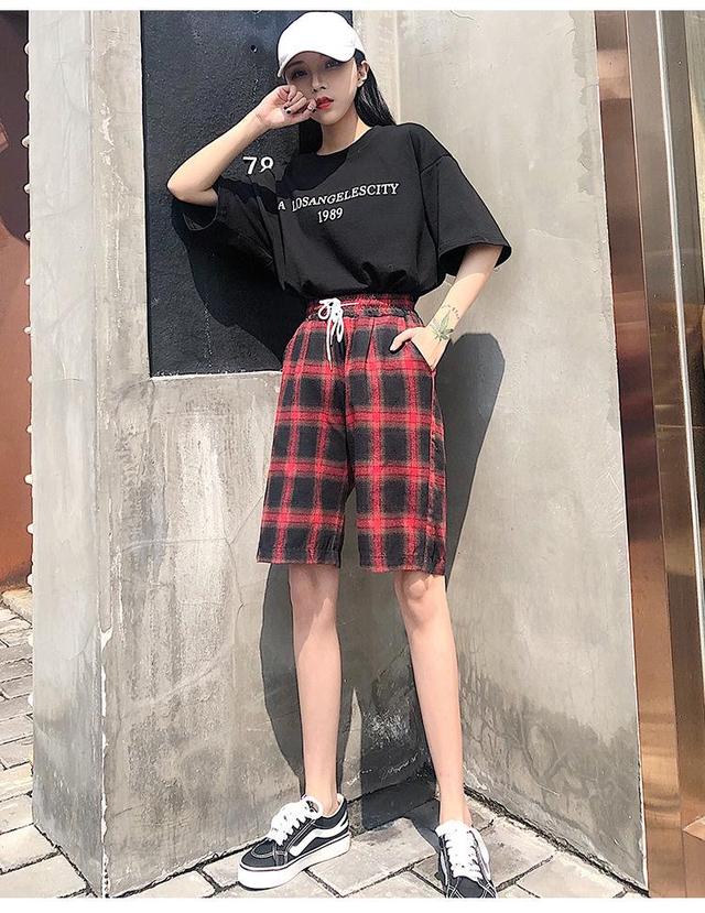 普拉达女王夏天不能穿的三种短裤,显矮又难看,告别短板才能更美