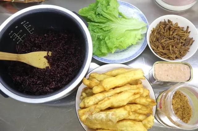 吃了几十年糯米，这种做法还是头一次见！软糯美味，老人小孩都喜欢