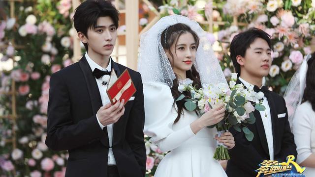 《奔跑吧4》:沙溢郭麒麟抗大旗,蔡徐坤略显尴尬,baby令人失望|9号放映厅