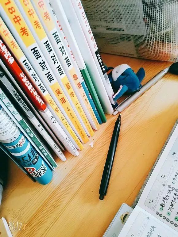 「暖先生格调」26张图记录一位初三生的备考历程：中考很苦，我们都一样