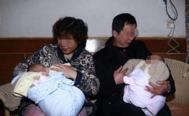 你的育儿经■二胎随“母姓”正在流行,一人一个姓才公平?其实未必是好事