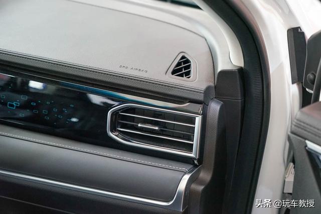 9万不到197马力，而且还是7座大空间！捷途X90实拍