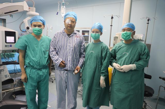 眼球|全省首例人工玻璃体球囊植入手术成功实施