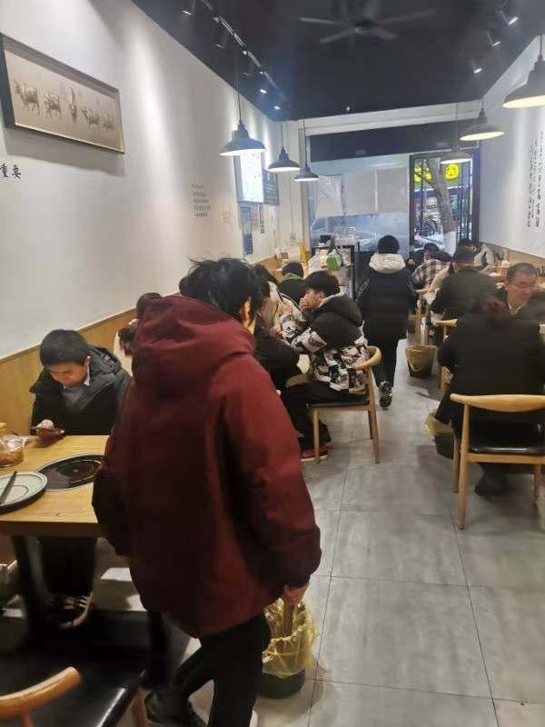 牛肉|一天卖出上百斤牛肉！益乐路这家温州“牛