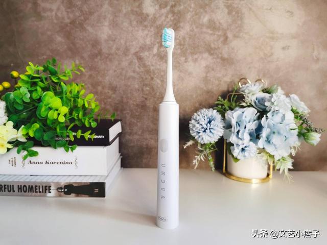 南卡Shiny电动牙刷，开启洁牙新时代