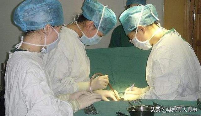 老鹰捉小鸡|婆婆农忙走后，媳妇怀孕感冒，老公疼爱她这样做之后，却突然哭了