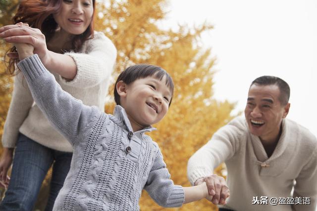 『超级宝妈』孩子的童年，最需要的是《你幸福我快乐》