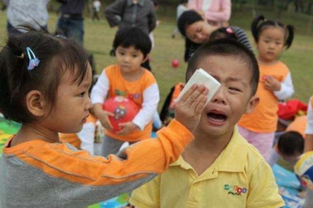 生活矜持点|第一天上幼儿园，为啥有的孩子“不哭”？他们大多来自这3种家庭
