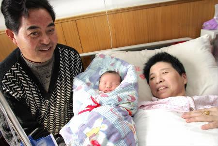 超级宝妈■婆婆任性生二胎,让哺乳期媳妇喂养