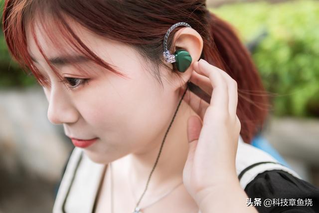 千元内七单元耳机的音质靠谱吗？先试试这条TRN VX