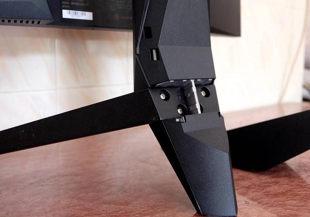 娱乐工作两不误 简评让人爱不释手的蚂蚁电竞ANT27VQ