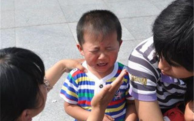 你的育儿经:李玫瑾:孩子犯错误,父母要学会“淡化处理”,比大声吼叫更有效
