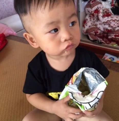 你的育儿经|孩子不长个、老生病？这3种食物是“祸源”，家长快拿小本本记下