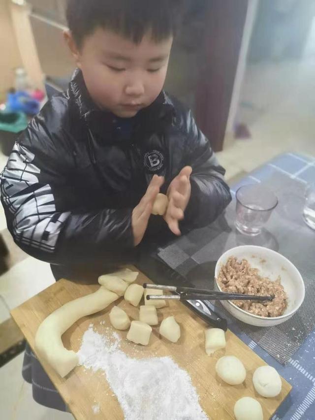 #超级宝妈#鹤琴幼儿园分部大三班“超长假期宅家乐”