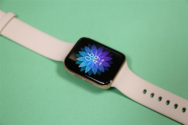 环球网■双系统+闪充续航耐造！OPPO Watch评测：最美安卓表面面俱到