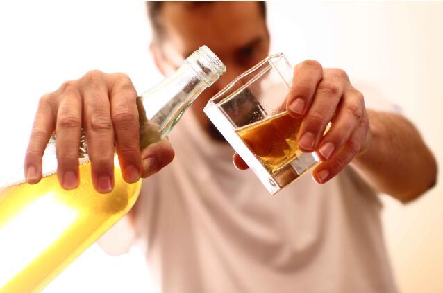 痛风患者，饮食忌口是铁律！告诫：这4类食物，再喜欢也不要碰