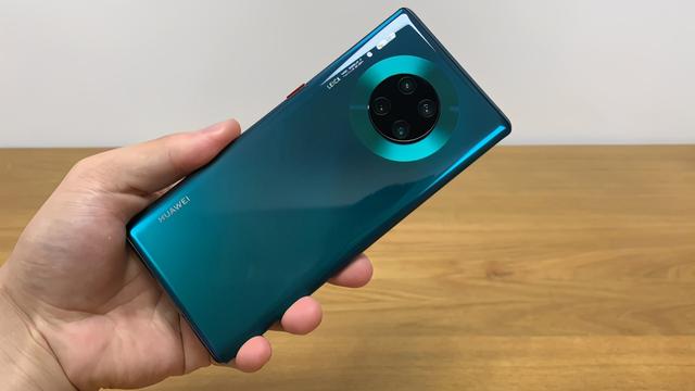 华为出狠招，Mate30Pro开启“新低”模式，网友：良心了