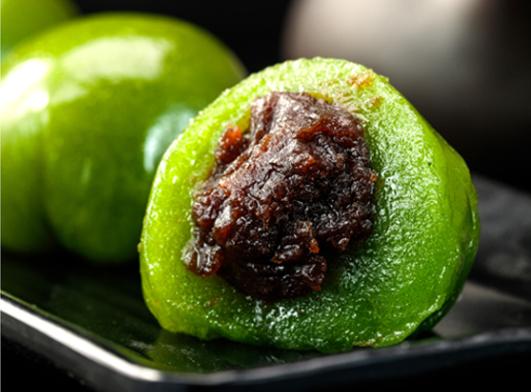 青团|你想了一年的春天限定“青团”来了，外皮软糯，内馅温润，太幸福了！