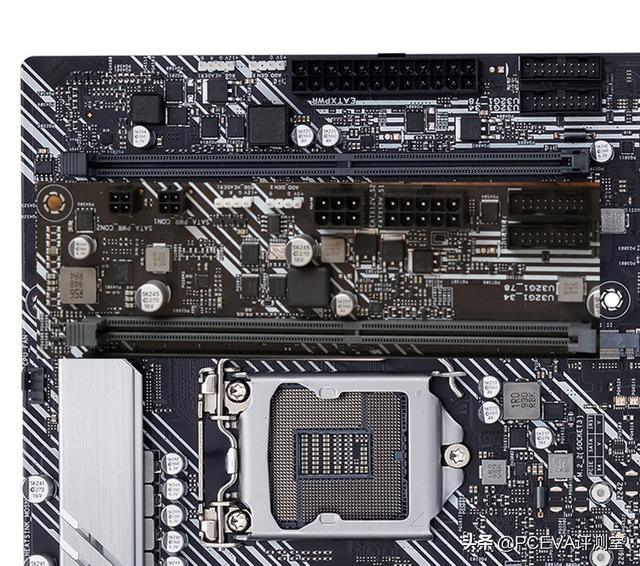 实探英特尔ATX12VO供电新规变化：线缆细了、电源空了