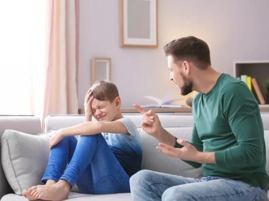 适度自卑，或许让孩子更优秀，别把自卑当作“病”