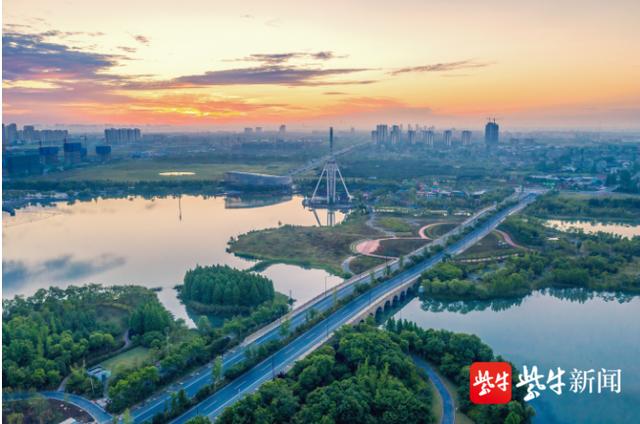 新区|商务成本、房价收入比等优势凸显 68亿元亨通基地等一批项目落户镇江新区