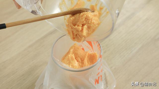 【你的育儿经】一道既合你意，又合宝宝胃口的辅食已备好，试过的妈妈都说好