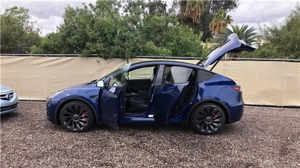 「环球网」特斯拉正式宣布交付Model Y 与分析师预期一致
