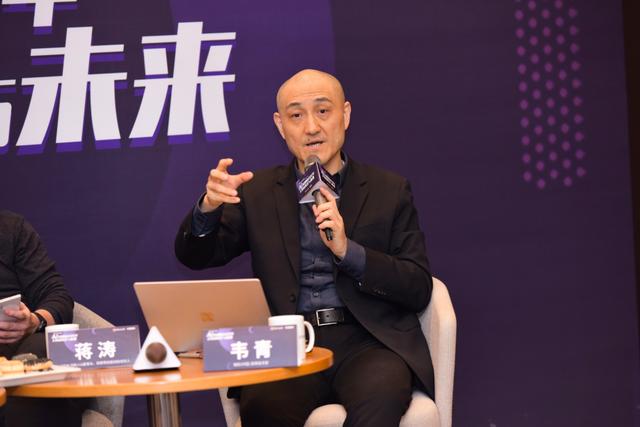 AI 技术越来越平民化，程序员不想被淘汰该怎么办？