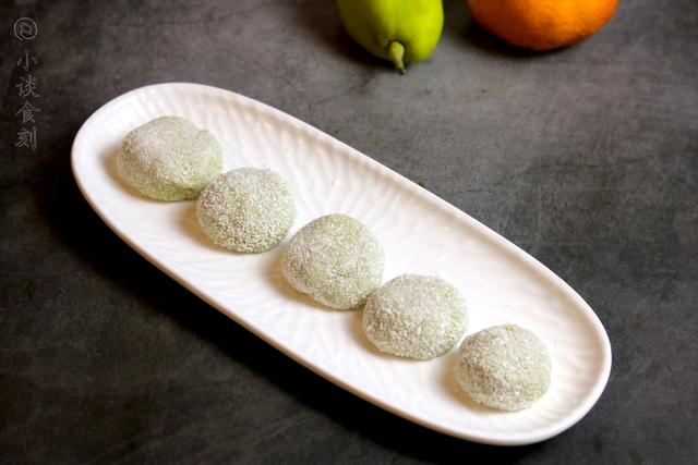 家里做了这个“小吃”，大人小孩抢着吃，软软糯糯，手慢了吃不到