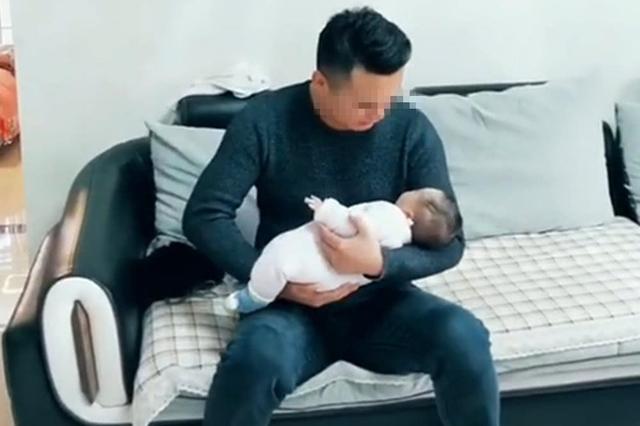 『你的育儿经』孩子总是半夜起来玩,昼夜颠倒让宝妈头疼,网友:就怕孩子半夜笑