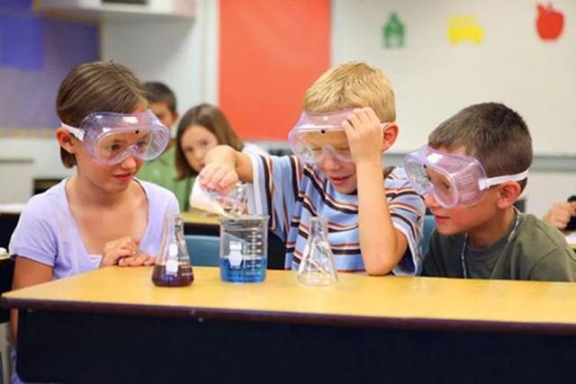 一个小心愿|父母别总是给孩子报各种班，培养兴趣才是关键