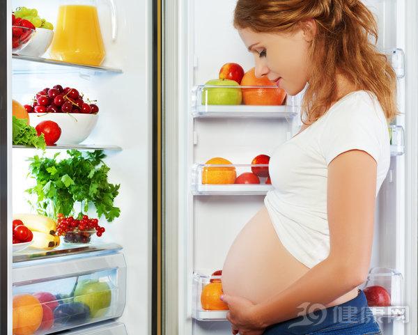 [你的育儿经]孕中期水肿如何缓解？5个细节要注意