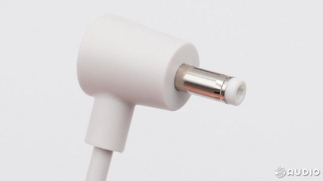 拆解报告：天猫精灵 CC MINI 带屏智能音箱