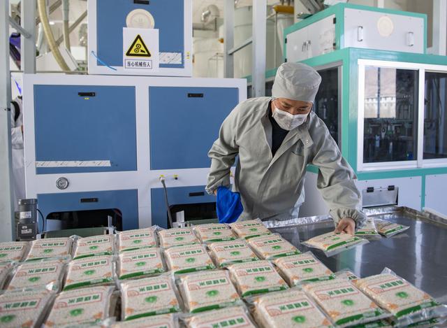 西藏|数说宝“藏”|这五年，西藏七大产业实现增加值超1900亿元