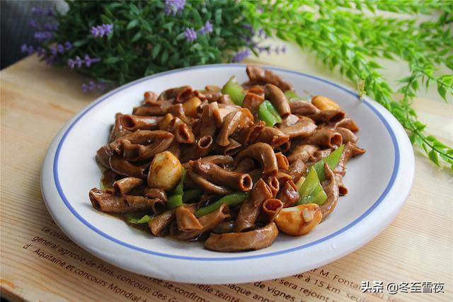 冬季下酒硬菜，餐馆都吃不到，越嚼越香，比猪大肠还好吃