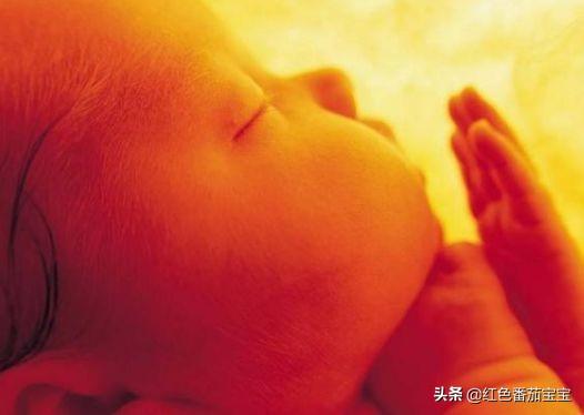 『超级宝妈』胎儿在肚子里也会难受吗？4点常识，孕妈得清楚