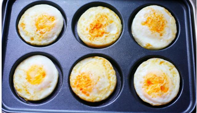 大人小孩都喜欢吃的糖醋荷包蛋，酸甜开胃很好吃，让人念念不忘