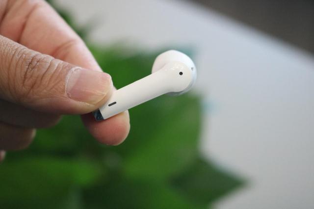 颜值高音质好，还能触摸操控，有了它还买啥苹果AirPods