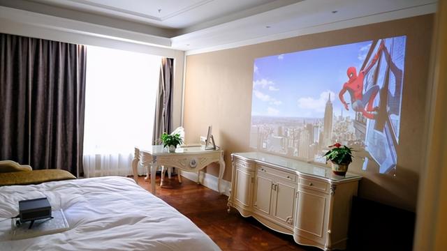 不做“见光死”，只做“真是明”，双十一买的当贝高清投影，值了