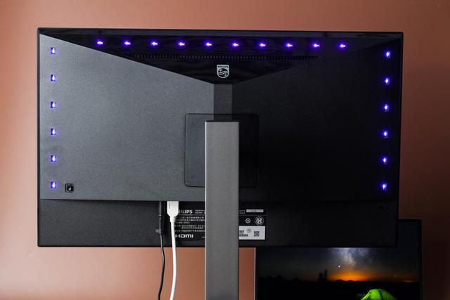 飞利浦275M1RZ 不足两千的高刷+高色域电竞屏