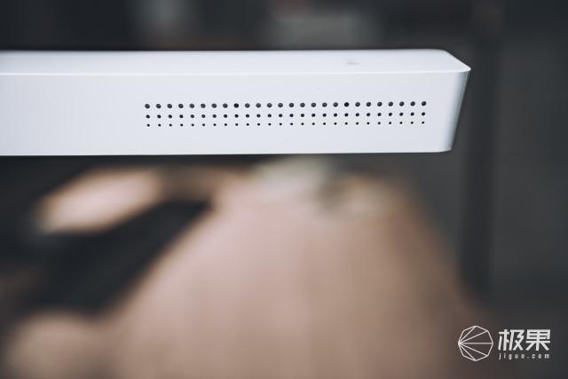 傻丫头的小幸福|护眼灯玩跨界？能扫描、能视频还能矫正坐姿，宝贝的成长就靠它了