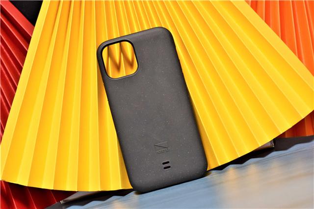 白色iPhone 12到了，保护套、快充头种草也到了