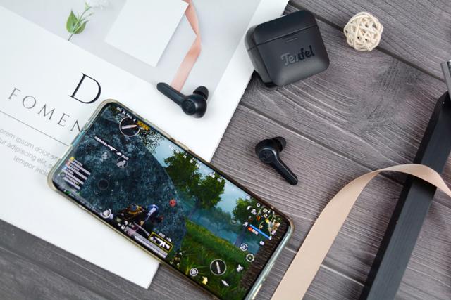 不踩坑，31小时持续续航，全面体验棱形战神德斐尔蓝牙耳机