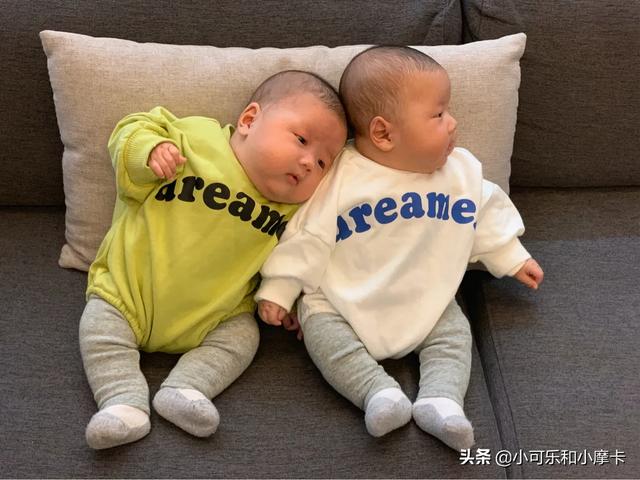 超级宝妈@早产的双胞胎兄弟，如何从干瘪小老头，逆袭为两个胖嘟嘟的小肉球