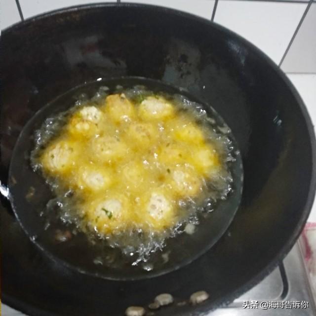 超级宝妈■一块豆腐，一个鸡蛋，少量青菜，做法简单有营养，孩子特别爱吃